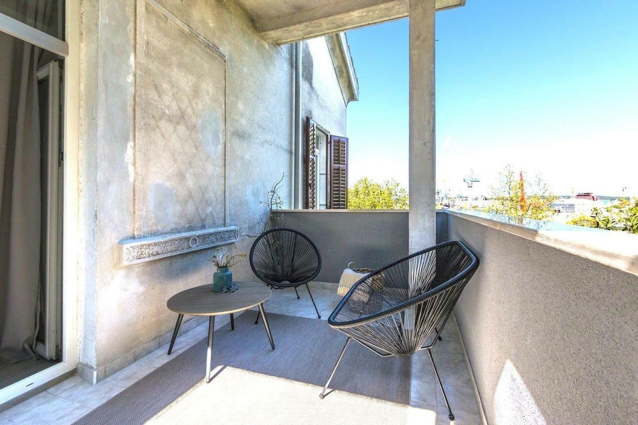 *** Lounge Terrace Apartment With The Harbour View / City Centre *** Pula Zewnętrze zdjęcie